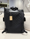 LOUIS VUITTON Christopher MM M55699