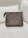 Louis Vuitton Poche Toilette
