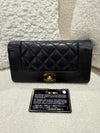 CHANEL Detailed CC Logo Wallet Calfskin Black
