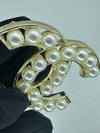 Chanel Classic CC Pearl Women's Brooch - Gold