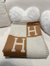 HERMES AVALON THROW BLANKET ECRU/CAMEL