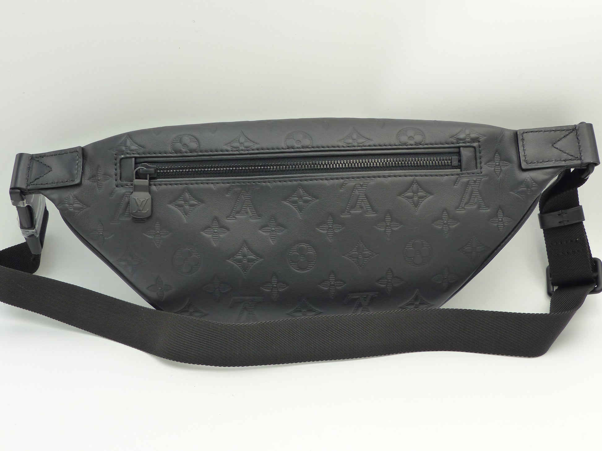 Louis Vuitton Discovery Bumbag Monogram Shadow Black in Calfskin Leather  with Black-tone - US
